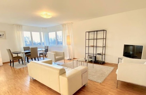 Lausanne Apartment | 144 * Your bright and spacious apartment by the lake