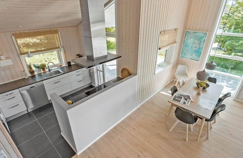 Oster Somarken House | 1464 Aakirkeby - Holsteroddevej 5