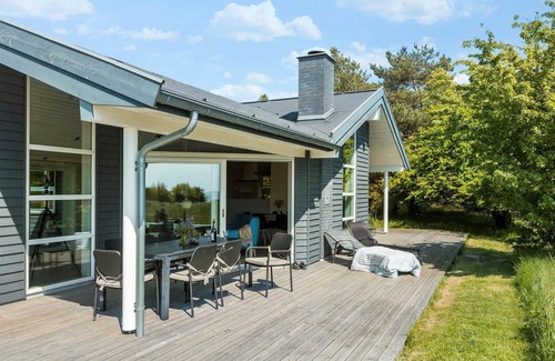 Oster Somarken House | 1464 Aakirkeby - Holsteroddevej 5