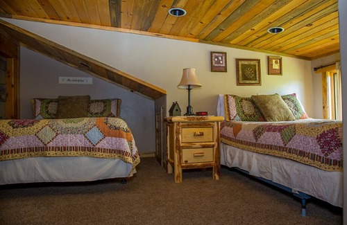 Afton Condo | 15) 1 BEDROOM WITH LOFT CONDOS - 3 QUEENS- The Mountain Inn