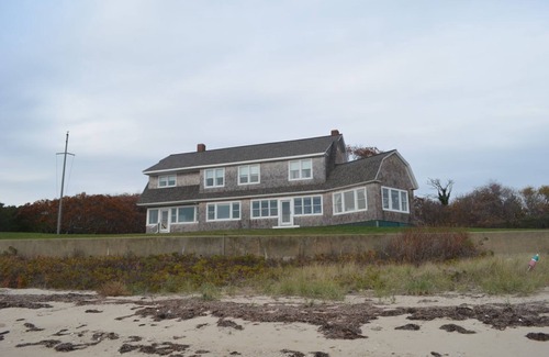 Silver Beach House | 15% discount for a 6 bedroom Capehouse on the beach!nWeek of June 21-28, 2025!