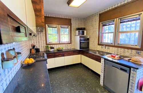 Sitges Villa | 15 min./car from Sitges – Villa El Ranch – 10-min. walk to beach. XXL Jacuzzi