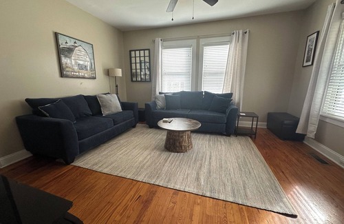 North Belmont House | 15 Min from CLT Airport! Spacious & Renovated!
