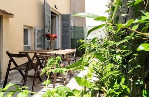 La Spezia Apartment | 15 minuti a piedi dalla stazione di La Spezia MIGLIARINA