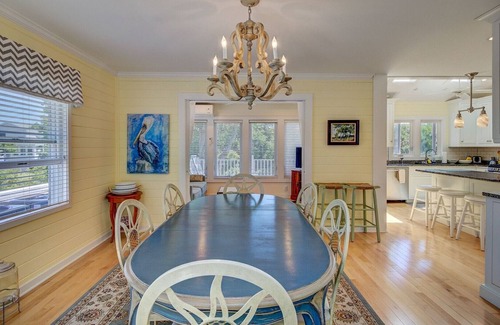 Pelican Bay House | 15 Pelican Bay by AvantStay | ποΈ π Close to Beach and Pool!