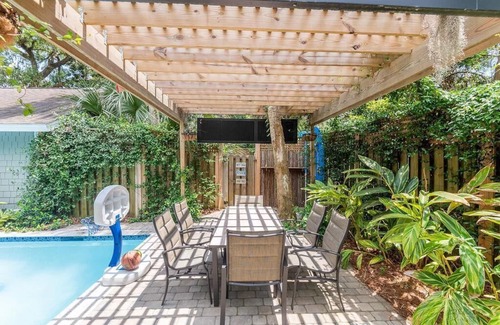 North Forest Beach House | 15 Sandpiper Street - The Surfing Sandpiper, 3 Bedroom Home with Oasis Back Yard