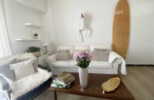 Agios Dimitrios House | 150m² Unique &Sunlit Live/Work Space in Athens