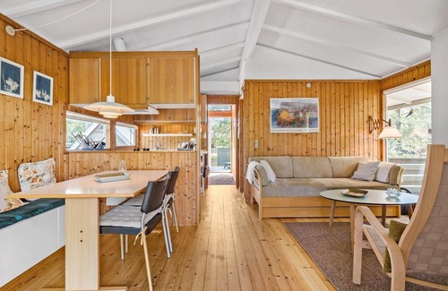 Oster Somarken House | 1526 Aakirkeby - Poserekrogen 12