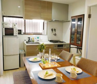 Kamata Apartment | 15min to Haneda Airport - Homies House Kamata for up to 9 guests