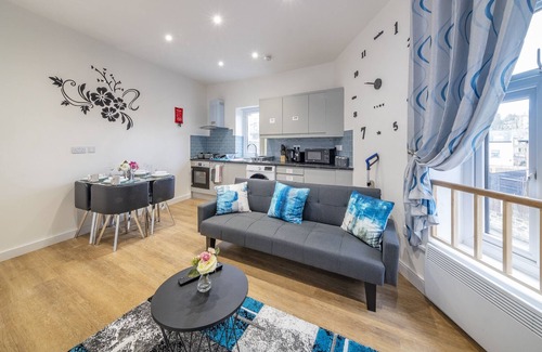 Morley House | *16*b* setup for your most amazing & relaxed stay + Free Parking + WiFi