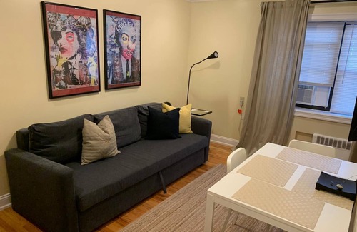 Industry Apartment | 1631 5B · Gorgeous 2bed Apt.- 20 min to NYC/Parking Avail.