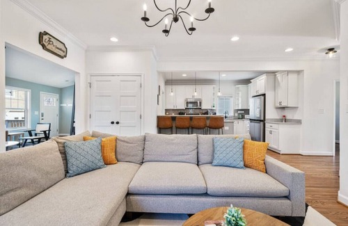 Douglas Park House | 1703 S Oakland · Arlington's Best House