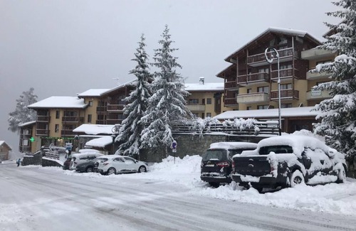 Vallandry Apartment | 170m from ski slopes, 2nd floor, balcony, tv, ski locker, 47m², Peisey-Vallandry