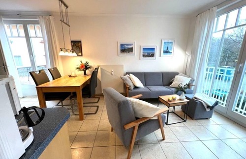 Ostseebad Kuhlungsborn Apartment | (174) 3- room apartment Ostseeallee - apartment house dune castle