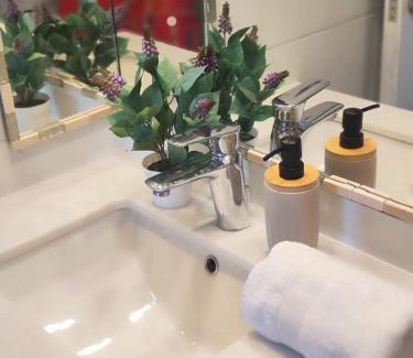 Placeres Apartment | 1809, Amplio departamento para 2