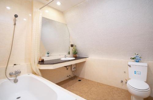 Khlong Tan Nuea Apartment | 181 Ekkamai Studio Apartment