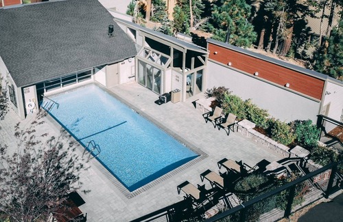 Mammoth Lakes House | 1849 condominium at Mammoth Canyon Lodge
