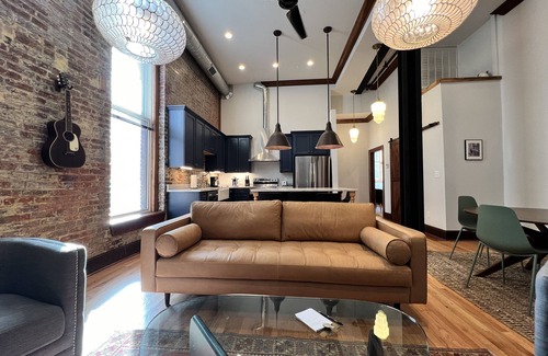Downtown Nashville Apartment | 1882 Lofts - 201- Downtown 2nd & Church