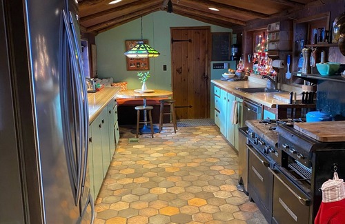 Wallkill Cabin | 1890's Log Cabin ~ 230 Acre Private Reserve ~ 150’ Waterfall ~ Hiking Trails