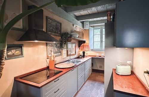 Lorenteggio Apartment | 18th century residence with garden and sauna, close to the Navigli District