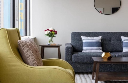 Downtown Dallas Apartment | 18th flr! CozySuites Best Sky Pool in Dallas 1BR