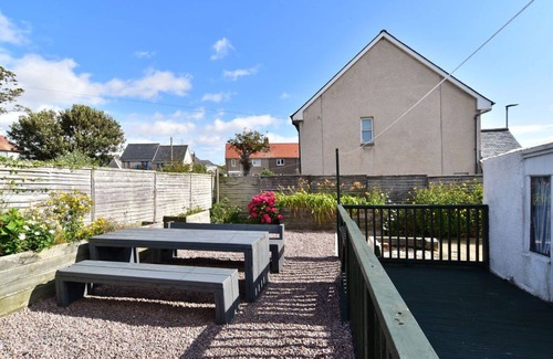 Johnshaven House | 19 Fore Street - Beach view cottage in a quiet coastal village