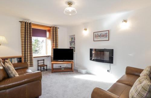 Banff House | 19 Reidhaven Street
