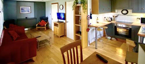 Chichester Ski Chalet | 19 Toledo, Selsey Country Club