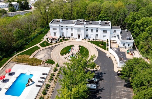 Kettering Villa | 1917 Historical Mansion with Outdoor Pool on 5 acres in the middle of the city.