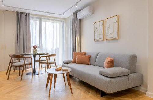 Saints Constantine and Helena Apartment | 1BD Modern Serenity in Azur Delux Complex by Flat Mаnаger