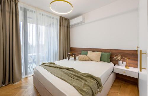 Saints Constantine and Helena Apartment | 1BD Modern Serenity in Azur Delux Complex by Flat Mаnаger