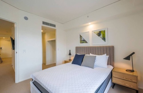 Bowen Hills Apartment | 1Bedroom Apartment with Pool & Gym - Sleeps 2