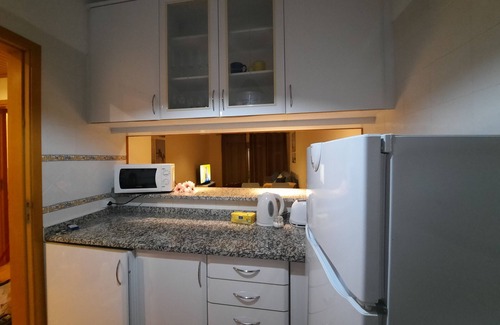 Lagos Apartment | 1Bedroom apartment w/pool and bbq 10minutes from Meia Praia Beach