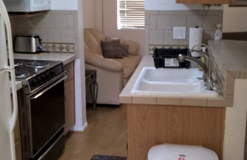 Surprise Condo | 1BEDROOMCONDOABOVEPOOLSECONDFLOOR NOONEABOVE NEXTTOSUNCITIESIN SURPRISE
