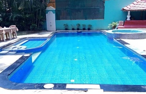 Betalbatim Apartment | 1BHK apartment with pool & garden at Benaulim to Colva beach