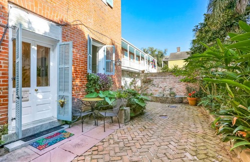 South 7th Ward Condo | 1BR 1BA Condo w/pool near Bourbon St - 3 min walk