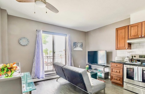 Rosedale Apartment | 1BR Apt With King Bed Netflix - Prime Location