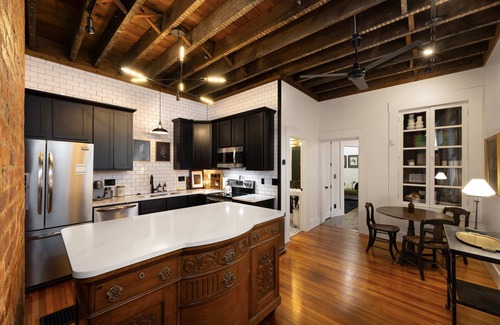 Covington House | 1BR Downtown, Close to Cincinnati Stadiums & Bars