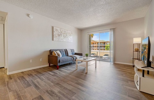 Mesa Apartment | 1BR - Gym - Pool - Great For Mid/Long Stays