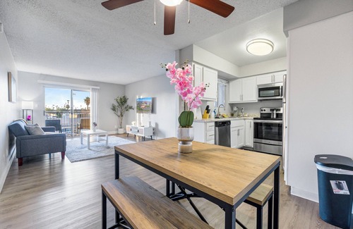 Mesa Apartment | 1BR/Pool/Gym/1 Mi To Banner Hospital