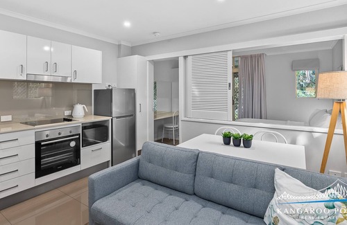 Kangaroo Point Apartment | 1brm 10minutes from City