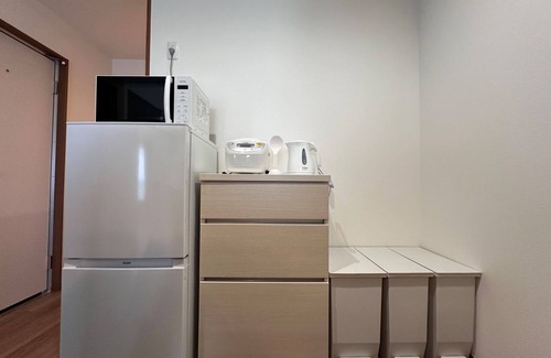 Maekawa Apartment | 1LDK 2 double beds 1 sofa bed WiFi available p/Nanjo Okinawa