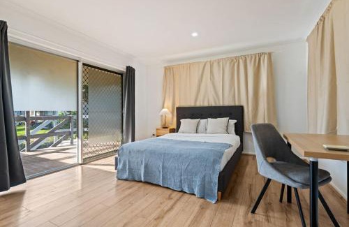 Sunnybank House | 1Mins to Pinelands Plaza 4BR Chic Family Retreat