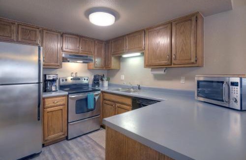 Durango House | 2 2 Ferringway 9