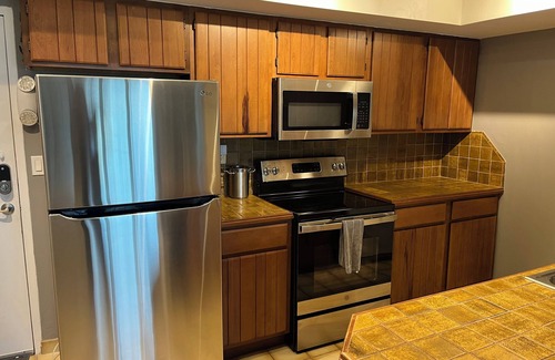 South Patrick Shores Condo | 2/2 Ocean View Condo at Sandpiper. Wake up to the sounds of the waves!