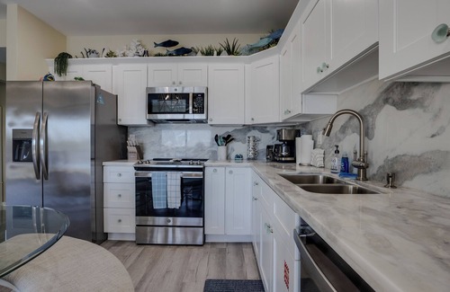 Marathon Villa | 2/2 Oceanfront Villa - Newly Remodeled by Sombrero Beach & POOL/DOCK/BOAT RAMP