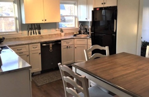 Stoughton House | 2-3 Bedroom House Between Boston & Providence in Active, Friendly Town