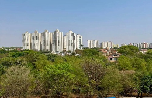 Goiania Apartment | 2/4 apartment facing Bernardo Elis Park with beautiful sunset