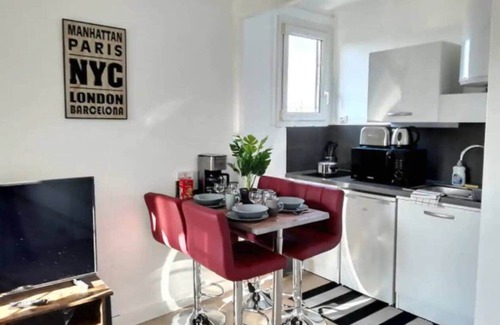 Nord - Gare Apartment | 2 adjoining T2 apartments, ideal for professionals or vacations with friends