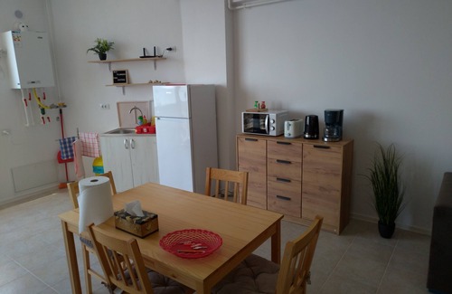 Mamaia-Sat Apartment | 2 apartments, of 2 rooms each, next each other, for max 10 persons, beachfront